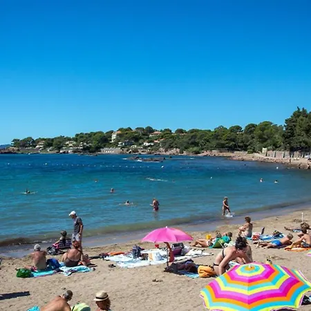 Appartement T2 Boulouris -st Raphael, 150 Metres De La